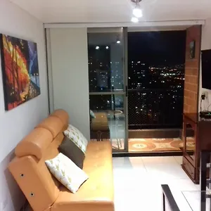 Hermoso Y Acogedor Apartamento En Belen Rodeo Alto Colombia